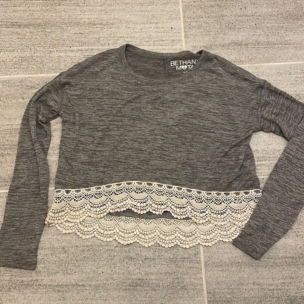 SALE ! Last chance ! Bethany Mota long sleeve crop top